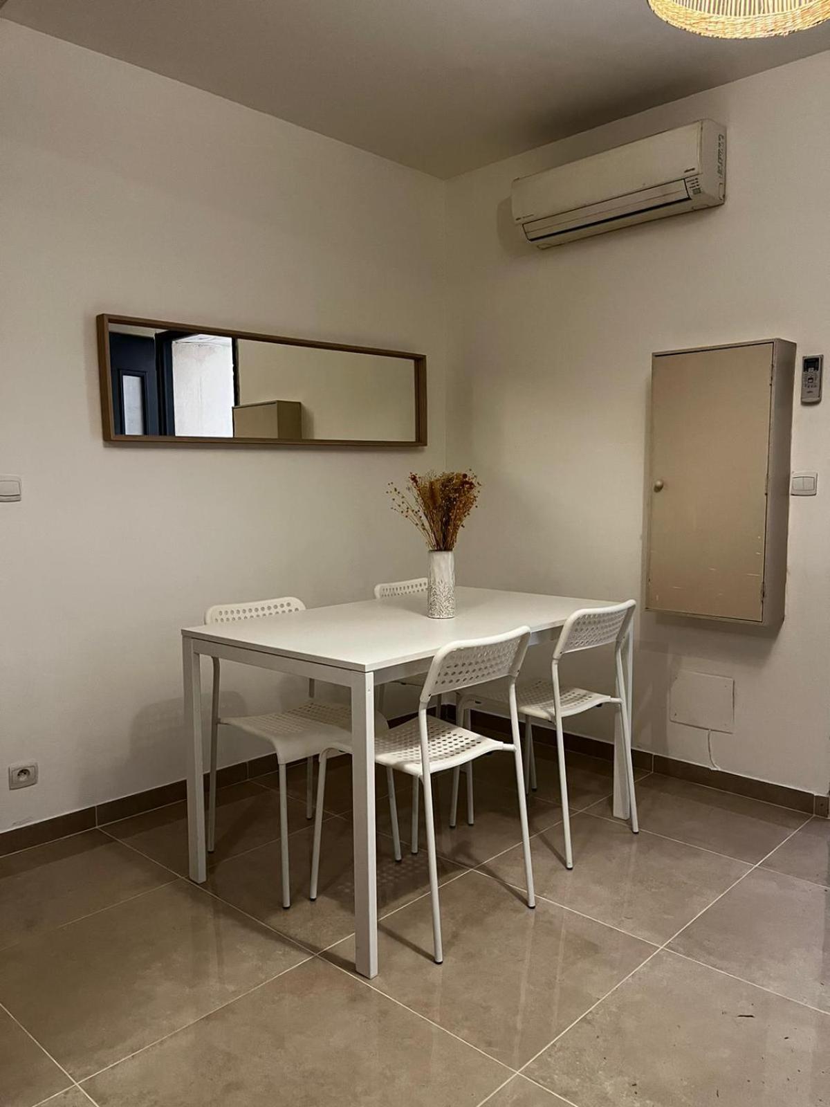 Appartement Des Carmes Nimes Ngoại thất bức ảnh
