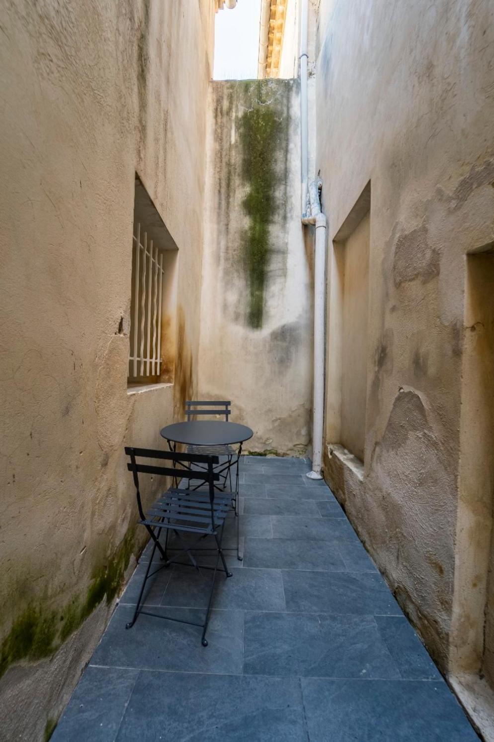 Appartement Des Carmes Nimes Ngoại thất bức ảnh